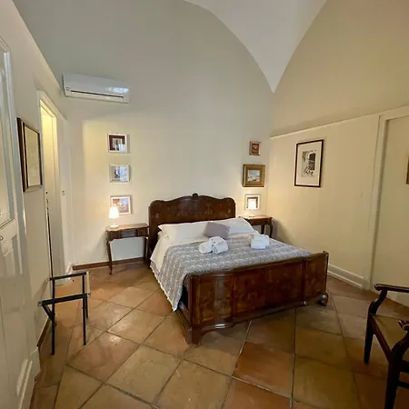 Palazzo dei Conti di Lecce eleganti suite-2